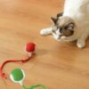 Interaktiver Spielball mit Schwanz fÃ¼r Katzen